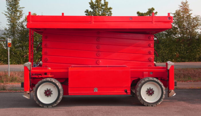 PB S225-23DS 4x4 Transporthöhe mit eingeklapptem Geländer