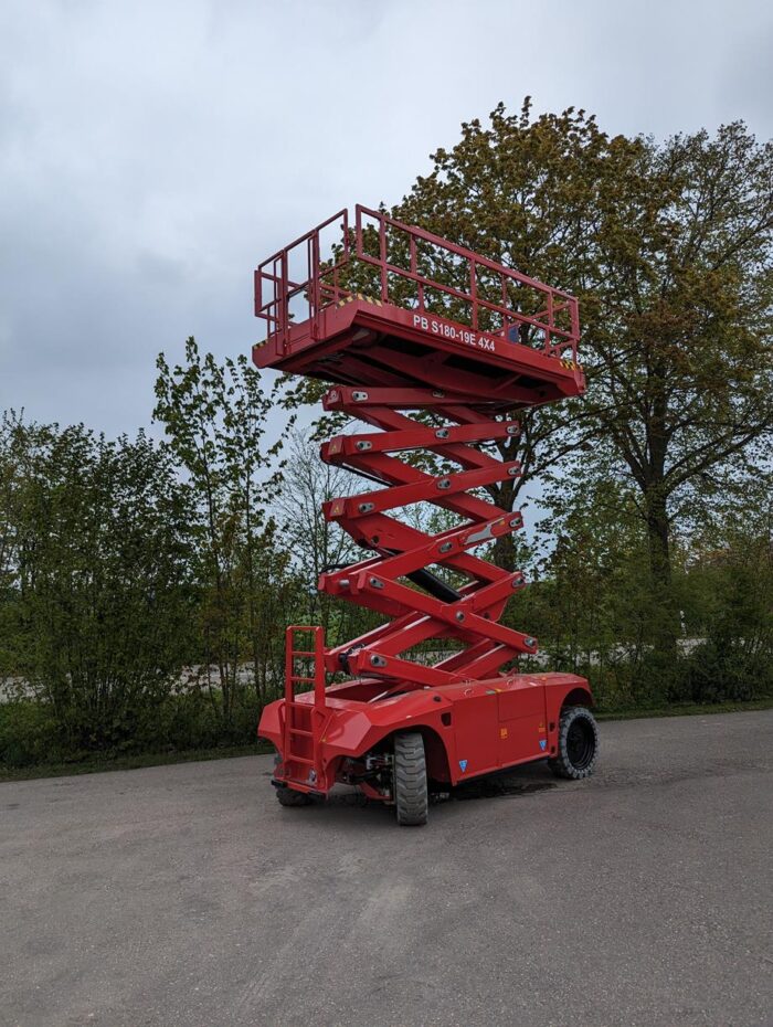 PB S180-19E 4x4 – Bild 6